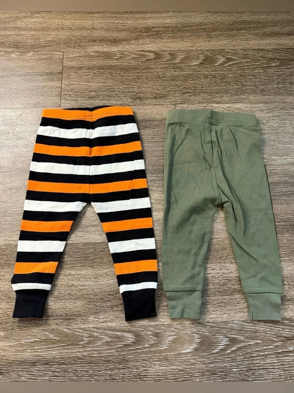Old Navy 100% Cotton PJ Pants 2-PACK Green Roar & Halloween